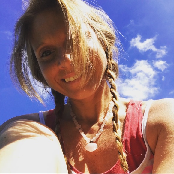 Meet your Posher, Wendy - Picture 1 of 7